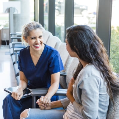  Ambassadors elevate patient experience at Riddle Hospital’s emergency department